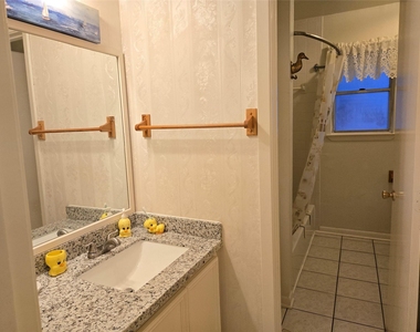 8918 Mobud Drive - Photo Thumbnail 16