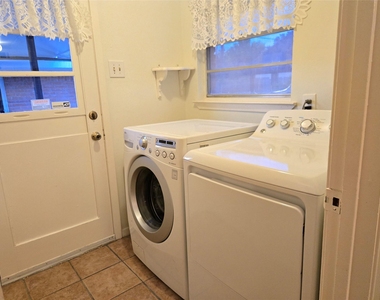 8918 Mobud Drive - Photo Thumbnail 17