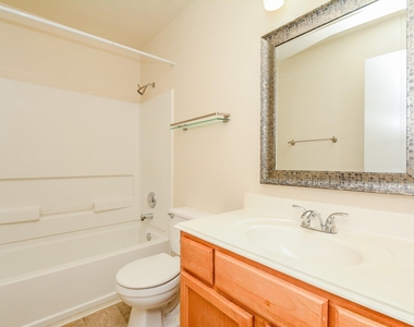 1505 Nichole Woods Drive - Photo Thumbnail 17