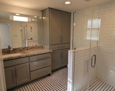 212 Milwaukee Street - Photo Thumbnail 6