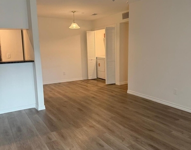 2800 Jeanetta Street - Photo Thumbnail 5