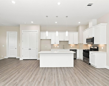 8316 Curry Road - Photo Thumbnail 2