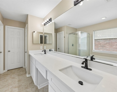 12030 Parkers Hideaway Drive - Photo Thumbnail 10