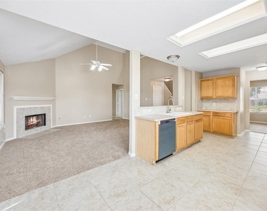 12030 Parkers Hideaway Drive - Photo Thumbnail 5