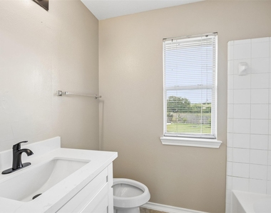 12030 Parkers Hideaway Drive - Photo Thumbnail 15