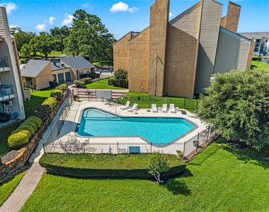12600 Melville Drive - Photo Thumbnail 29
