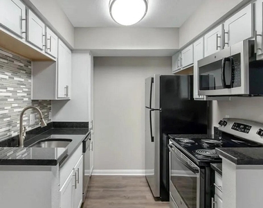 10700 Fuqua Street - Photo Thumbnail 3