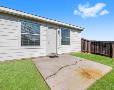 12546 Ridgecrest Drive - Photo Thumbnail 27