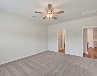 7762 Bergamot Circle - Photo Thumbnail 22