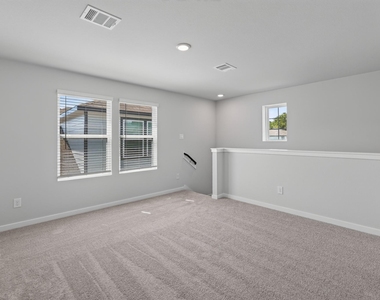 7762 Bergamot Circle - Photo Thumbnail 31