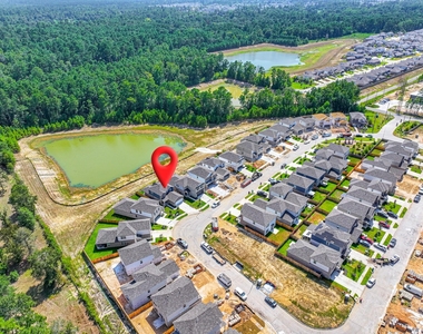 7762 Bergamot Circle - Photo Thumbnail 3