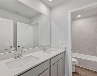 7762 Bergamot Circle - Photo Thumbnail 34