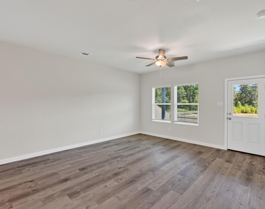 7762 Bergamot Circle - Photo Thumbnail 20