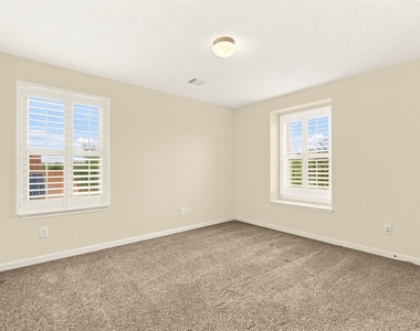 12410 Skyview Star Court - Photo Thumbnail 14