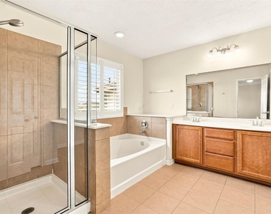 12410 Skyview Star Court - Photo Thumbnail 19