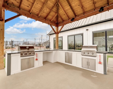 10115 Danielson Grove Drive - Photo Thumbnail 27