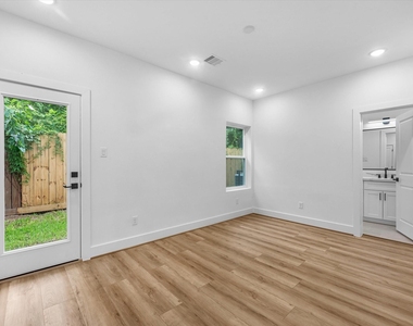 4804 Elysian Street - Photo Thumbnail 15