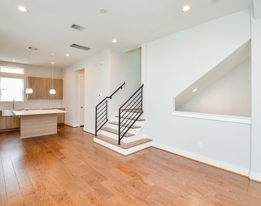5903 Val Verde Street - Photo Thumbnail 1