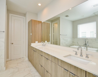 5903 Val Verde Street - Photo Thumbnail 13