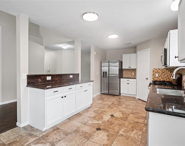 17414 Turquoise Stream Drive - Photo Thumbnail 5