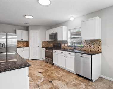 17414 Turquoise Stream Drive - Photo Thumbnail 6