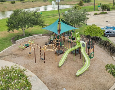 3543 Goldfinch Woods Drive - Photo Thumbnail 35