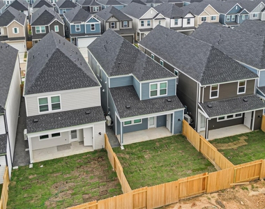 3543 Goldfinch Woods Drive - Photo Thumbnail 29