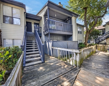 9009 Richmond Avenue - Photo Thumbnail 12