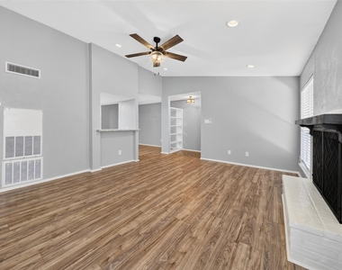 9009 Richmond Avenue - Photo Thumbnail 1