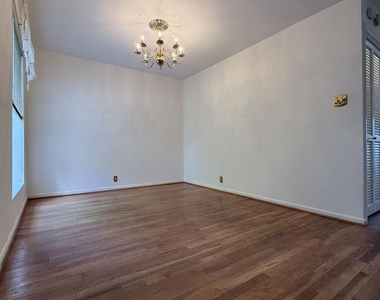 2829 Timmons Lane - Photo Thumbnail 8