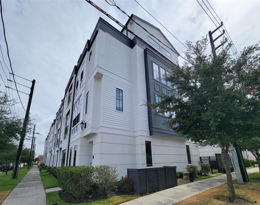 1123 Paige Street - Photo Thumbnail 48