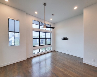1123 Paige Street - Photo Thumbnail 44