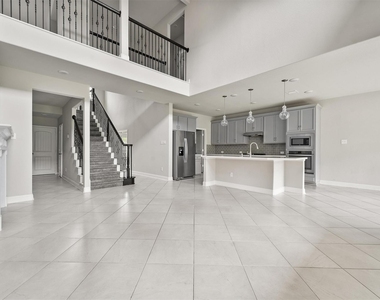 190 Bloomhill Place - Photo Thumbnail 3