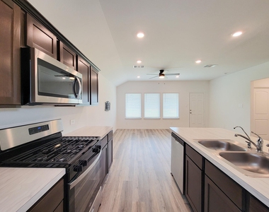 23651 Silver Concord Drive - Photo Thumbnail 14