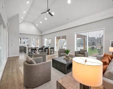 10100 Conover Commons Circle - Photo Thumbnail 30