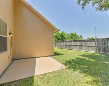 2922 Lemmingham Drive - Photo Thumbnail 25