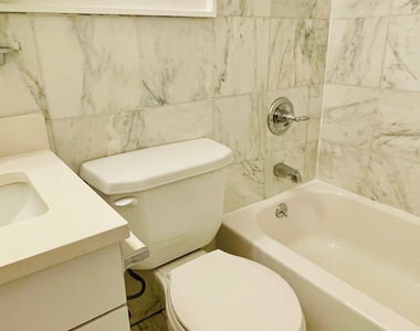 160 W 73rd Street, 7K and 8K - Photo Thumbnail 7