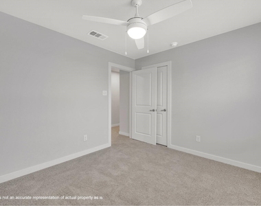 10146 Conover Commons Circle - Photo Thumbnail 10