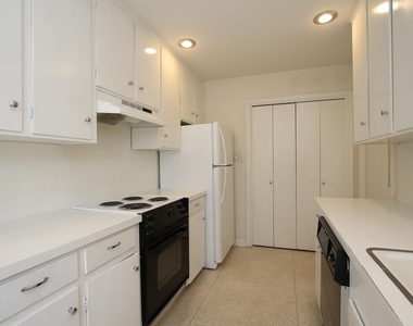 1739 Commonwealth Street - Photo Thumbnail 11