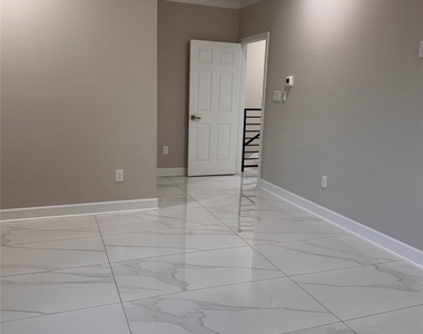 4406 Oats Street - Photo Thumbnail 10