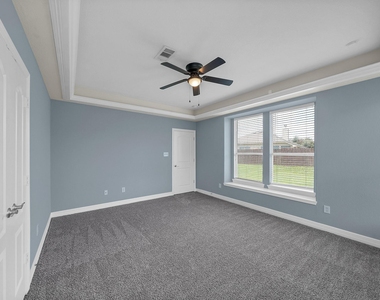 5107 Lost Cove Lane - Photo Thumbnail 17