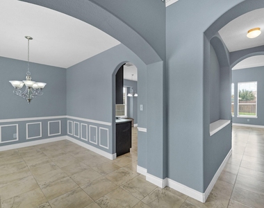 5107 Lost Cove Lane - Photo Thumbnail 3