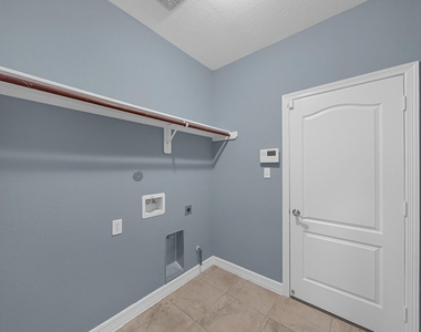 5107 Lost Cove Lane - Photo Thumbnail 28