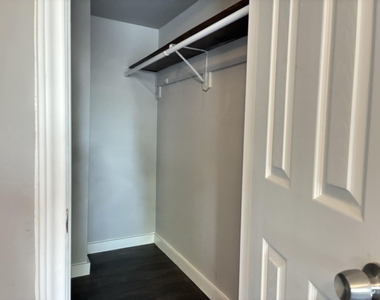 7510 Shadyvilla Lane - Photo Thumbnail 14