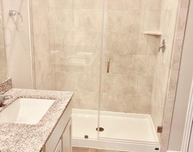 31422 Horseshoe Meadow Bend - Photo Thumbnail 6