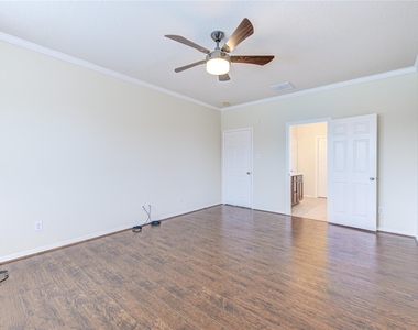 5007 Jade Cove Court - Photo Thumbnail 23
