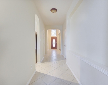 5007 Jade Cove Court - Photo Thumbnail 6