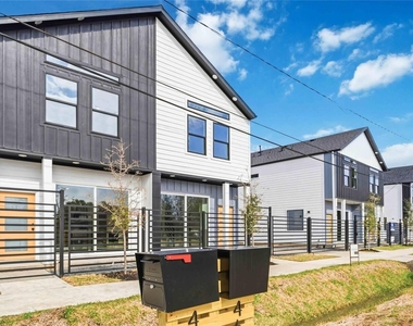 4609 Bricker Street - Photo Thumbnail 13