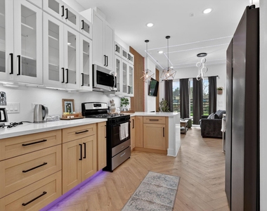 4609 Bricker Street - Photo Thumbnail 3