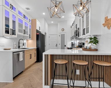 4609 Bricker Street - Photo Thumbnail 4
